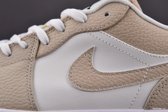 Red Jordan University 1 Sail FB7168-121 Low SE Rattan 1212